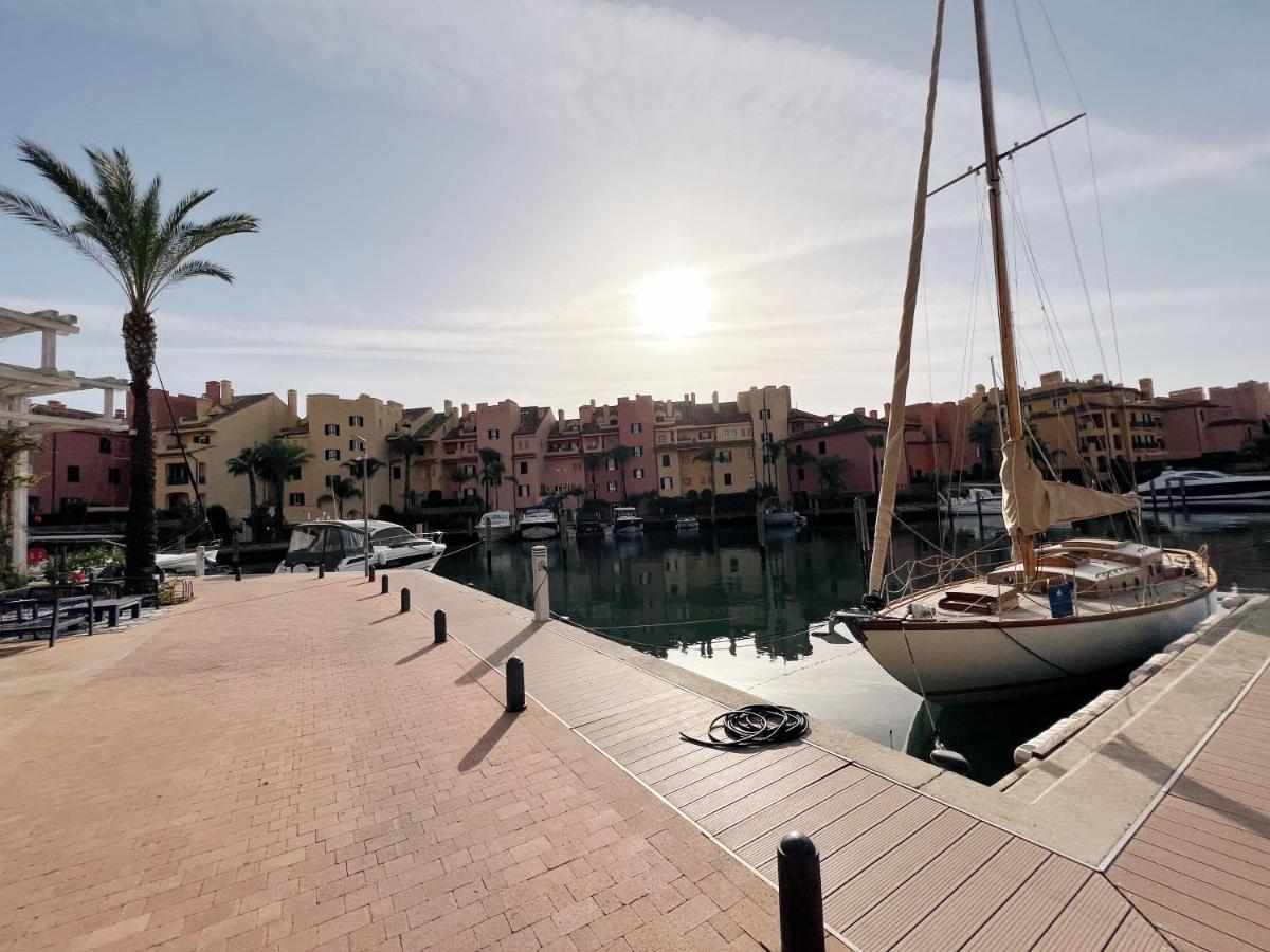 Alboaire- Waterfront Luxury 4 Bedroom In The Marina Of Sotogrande