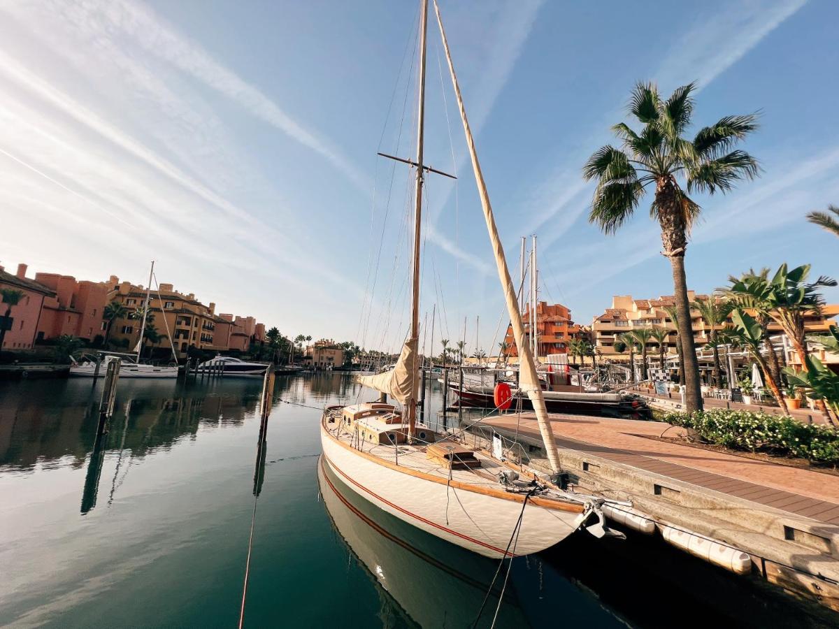 Alboaire- Waterfront Luxury 4 Bedroom In The Marina Of Sotogrande