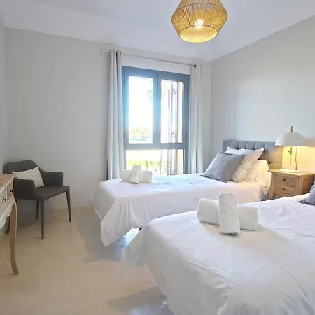 Sotogrande Alboaire- Waterfront Luxury 4 Bedroom Apt In The Marina Of Sotogrande Extérieur photo