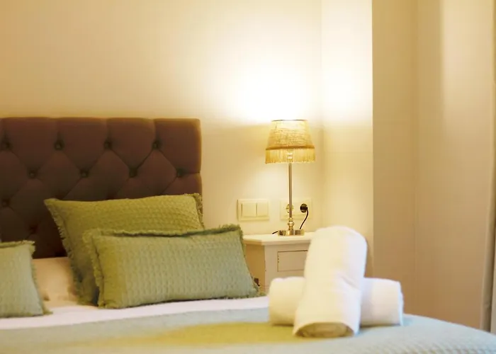 Sotogrande Alboaire- Waterfront Luxury 4 Bedroom Apt In The Marina Of Sotogrande